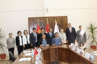 على هامش إنشاء كلية مشتركة للدراسات العليا : اتفاقيات لتعزيز فرص التدريب وبناء القدرات بين جامعتي بنها ووهان الصينية وشركة فايبر هوم لتكنولوجيا الاتصالات